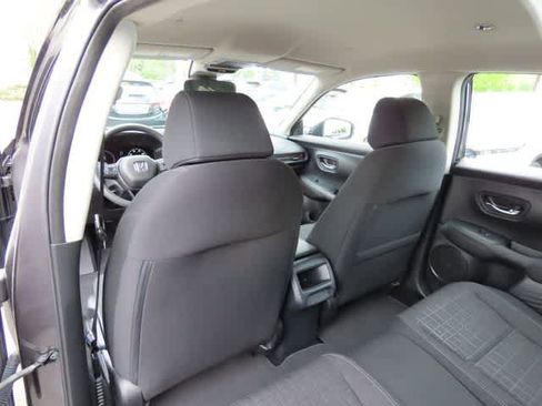 Certified 2025 Honda HR-V LX image 14
