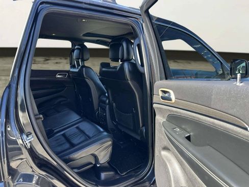 Used 2016 Jeep Grand Cherokee Limited AWD/4WD image 18
