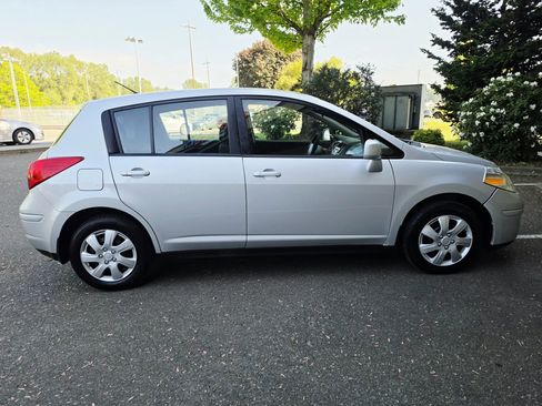 Used 2011 Nissan Versa 1.8 S w/ PWR Plus Pkg FWD image 6