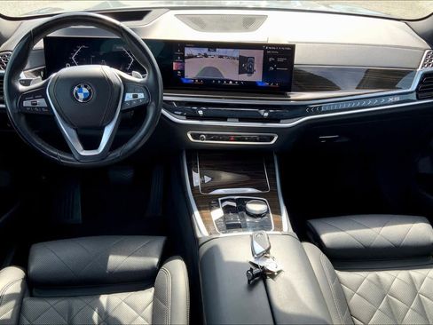 Used 2024 BMW X5 sDrive40i RWD image 16