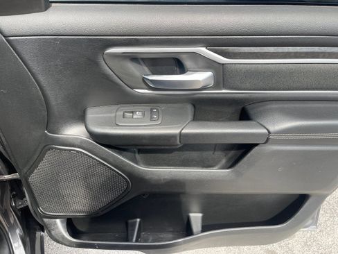 Used 2020 RAM 1500 Big Horn AWD/4WD image 18