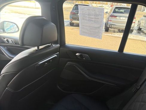 Used 2026 BMW X5 xDrive40i image 18