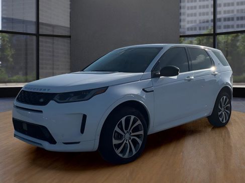 Used 2025 Land Rover Discovery Sport S image 4