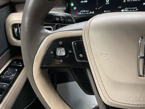 Used 2023 Lincoln Aviator Reserve w/ Equipment Group 201A AWD/4WD image 18
