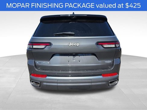 Used 2023 Jeep Grand Cherokee L Summit AWD/4WD image 8