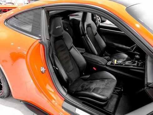 Used 2022 Porsche 911 GT3 RWD image 31