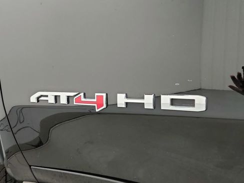 Used 2022 GMC Sierra 2500 AT4 AWD/4WD image 34