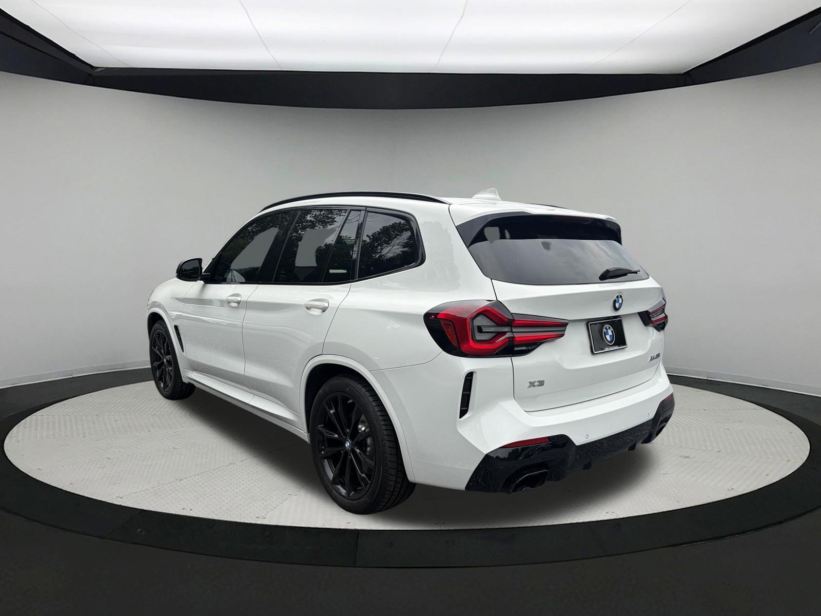 Certified 2022 BMW X3 M40i w/ Premium Package AWD/4WD image 7