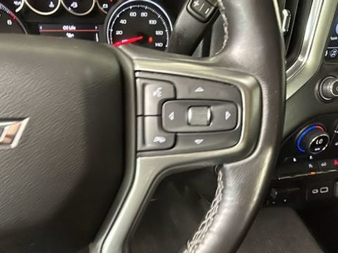 Used 2021 Chevrolet Silverado 1500 RST w/ Z71 Off-Road Package AWD/4WD image 17