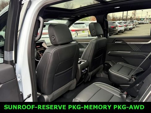 New 2026 GMC Acadia Denali image 12