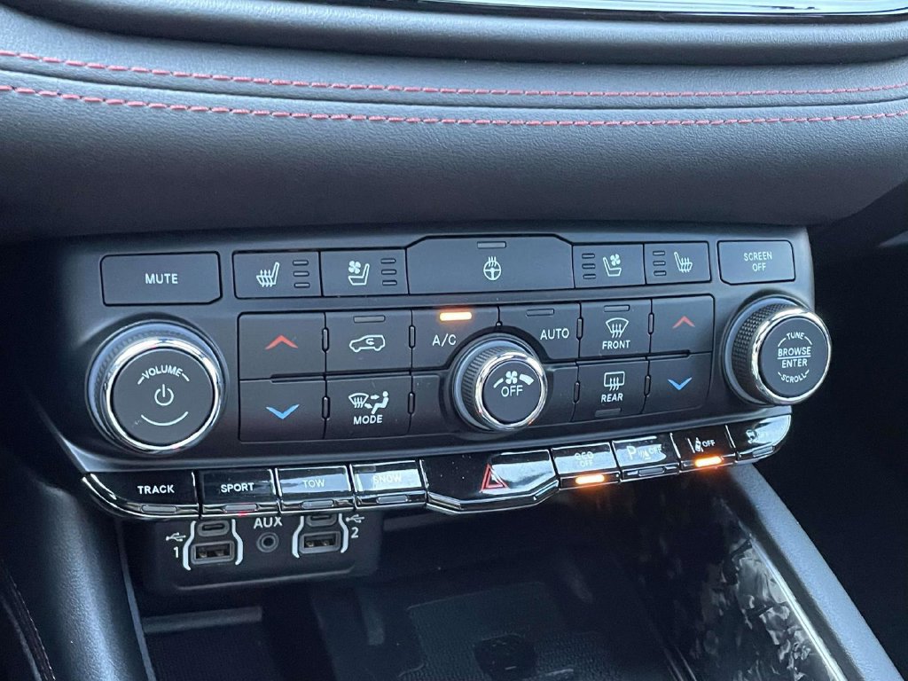 Certified 2023 Dodge Durango R/T AWD/4WD image 38