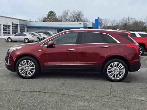Used 2017 Cadillac XT5 Premium Luxury w/ Driver Assist Package image 23