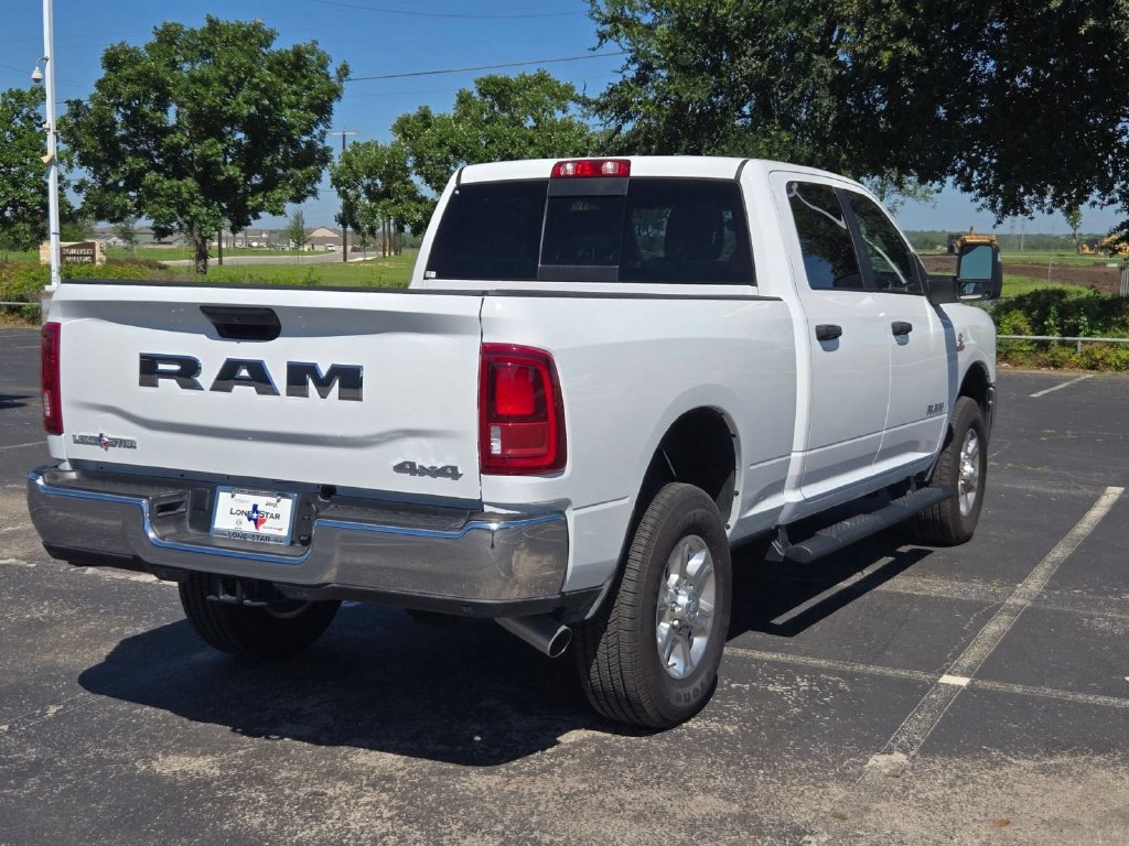 Used 2025 RAM 2500 Laramie AWD/4WD image 5