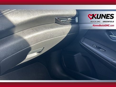 Used 2020 Nissan Sentra SV w/ Trunk Package image 29