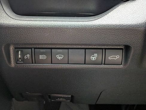 Used 2019 Toyota RAV4 XLE Premium w/ Cold Weather Package AWD/4WD image 26