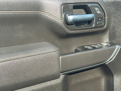 Used 2023 GMC Sierra 2500 AT4 w/ AT4 Premium Plus Package image 16