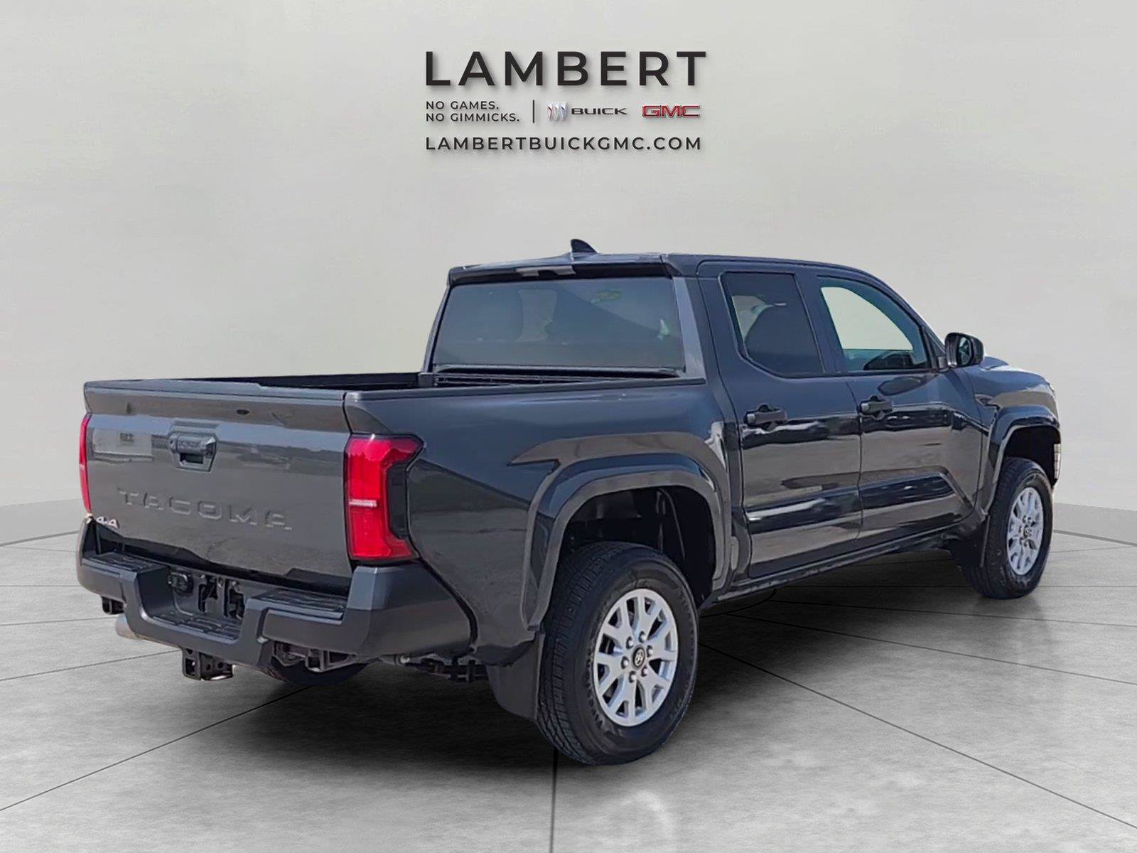 Used 2024 Toyota Tacoma SR AWD/4WD image 5