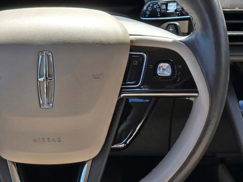 Certified 2022 Lincoln Corsair Reserve w/ Luxury Package AWD/4WD image 18