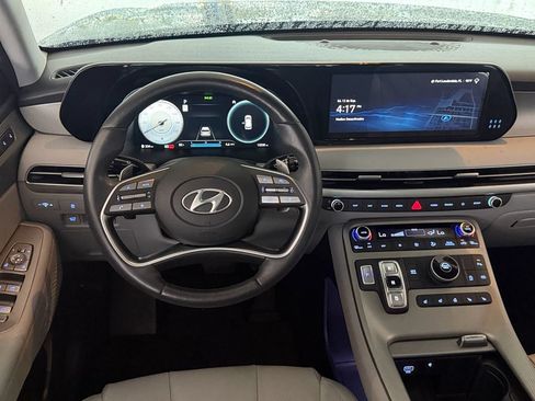 Used 2024 Hyundai Palisade SEL FWD image 13