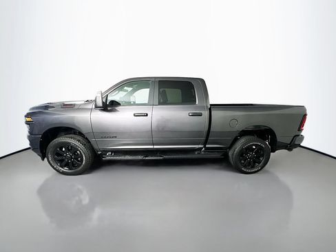 Used 2025 RAM 2500 Big Horn AWD/4WD image 4