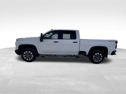 Certified 2025 Chevrolet Silverado 2500 Custom w/ Custom Convenience Package image 3