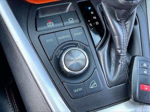 Used 2024 Toyota RAV4 Adventure image 31