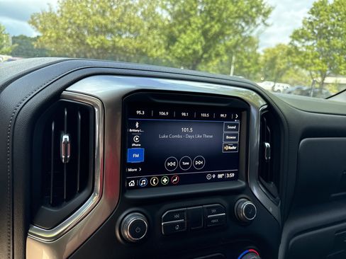 Used 2021 Chevrolet Silverado 1500 RST w/ All Star Edition Plus AWD/4WD image 26