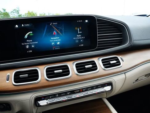 Used 2022 Mercedes-Benz GLE 350 image 25