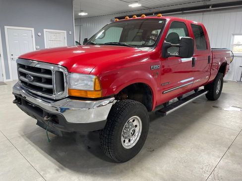 Used 2000 Ford F250 Lariat image 3