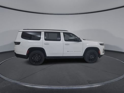 New 2026 Jeep Grand Wagoneer Limited AWD/4WD image 16