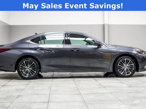 Used 2025 Lexus ES 350 w/ Premium Package FWD image 6