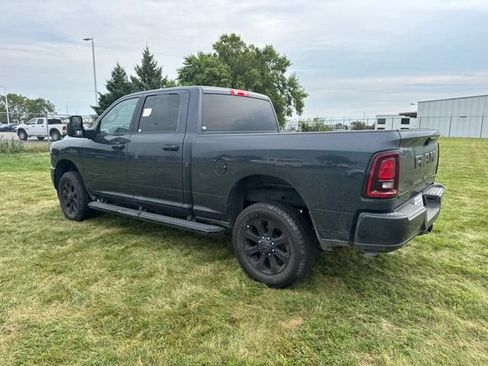 Used 2025 RAM 2500 Big Horn AWD/4WD image 5