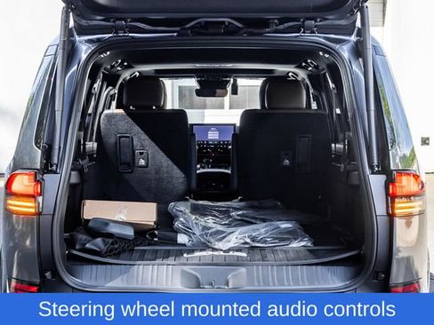 Used 2026 Lexus GX 550 w/ Accessory Package (2T) AWD/4WD image 22