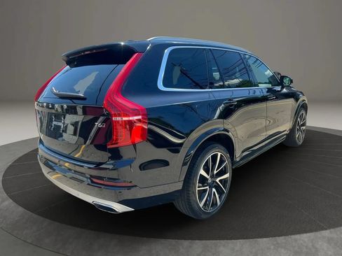 Used 2020 Volvo XC90 T6 Momentum w/ Protection Package Premier AWD/4WD image 5