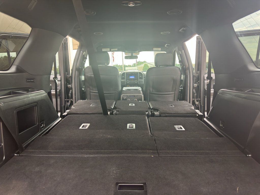 Used 2018 Ford Expedition XLT AWD/4WD image 32