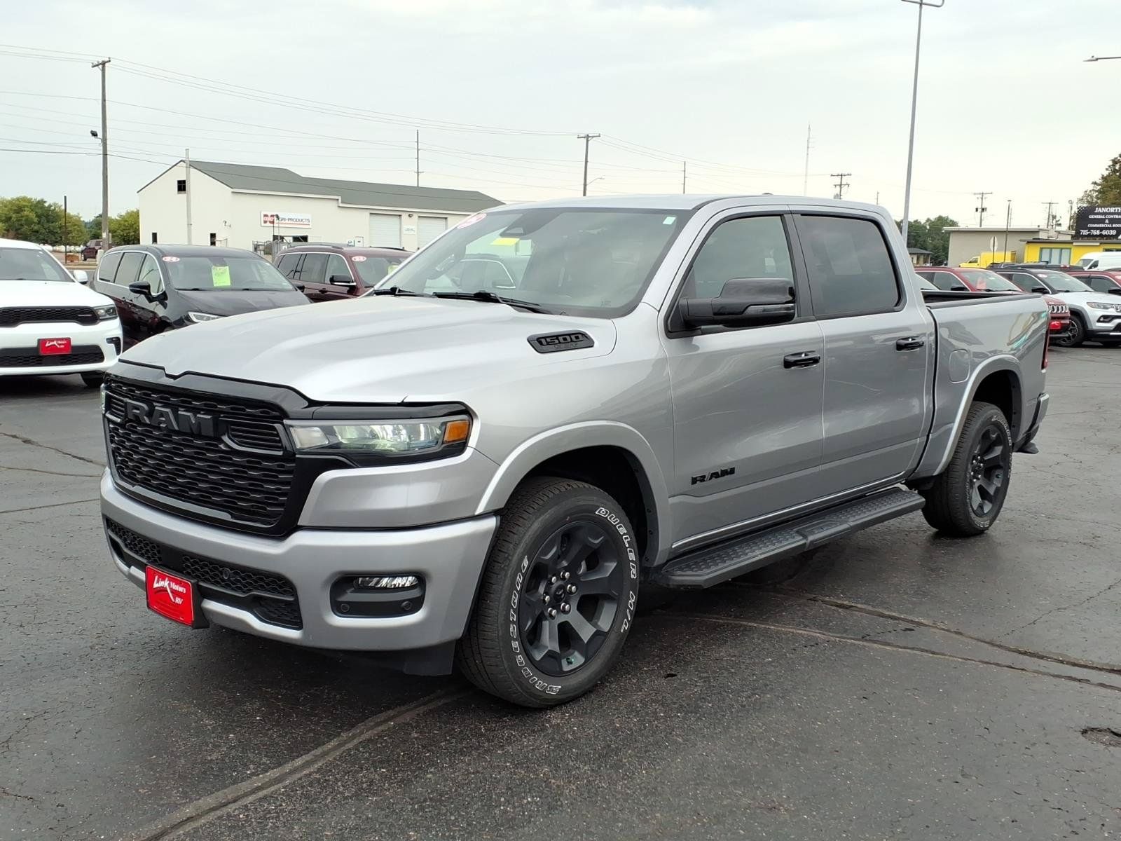Used 2025 RAM 1500 Big Horn AWD/4WD image 8