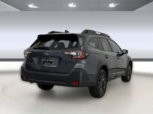 Used 2025 Subaru Outback Onyx Edition AWD/4WD image 9
