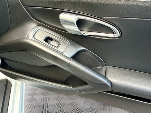 Used 2014 Porsche Boxster image 33