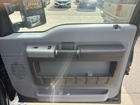 Used 2016 Ford F350 XLT image 23