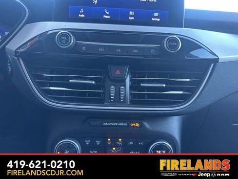 Used 2020 Ford Escape SE Sport image 24