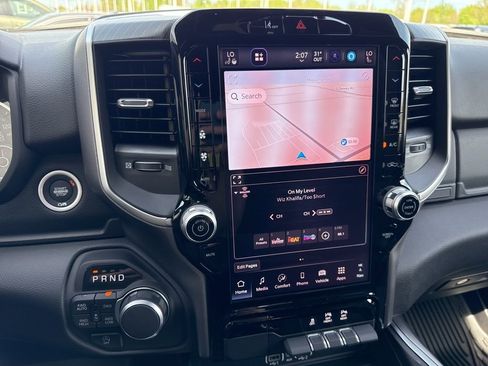 New 2026 RAM 1500 4x4 Crew Cab image 28