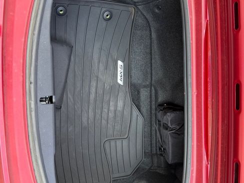 Used 2016 MAZDA MX-5 Miata Grand Touring RWD image 15