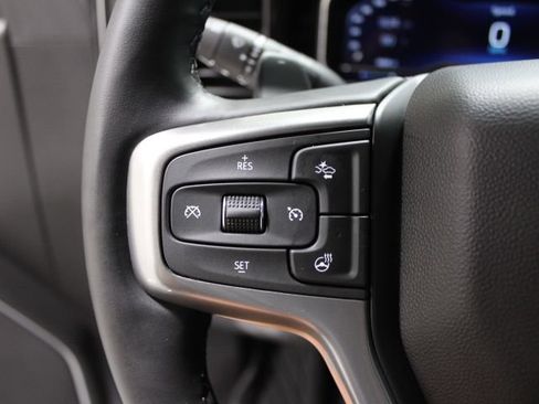 Used 2025 Chevrolet Silverado 1500 LTZ AWD/4WD image 40