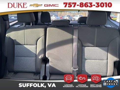 Used 2025 GMC Acadia Elevation image 11