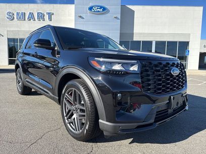 New 2025 Ford Explorer ST-Line w/ ST-Line Street Pack