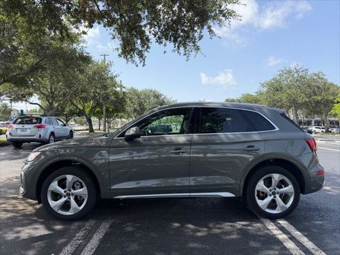 Used 2023 Audi Q5 2.0T Premium Plus w/ Premium Plus Package AWD/4WD image 3