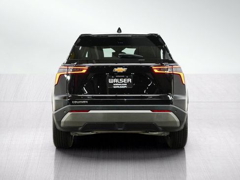 Used 2025 Chevrolet Equinox LT w/ Safety and Technology Package AWD/4WD image 4