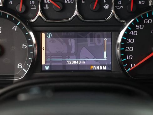Used 2015 Chevrolet Tahoe LTZ RWD image 45