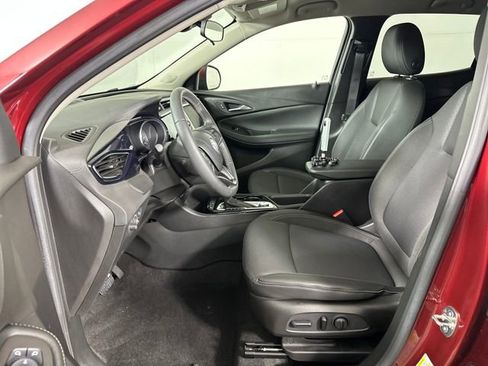 Used 2022 Buick Encore GX Preferred w/ Cold Weather Comfort Package image 11