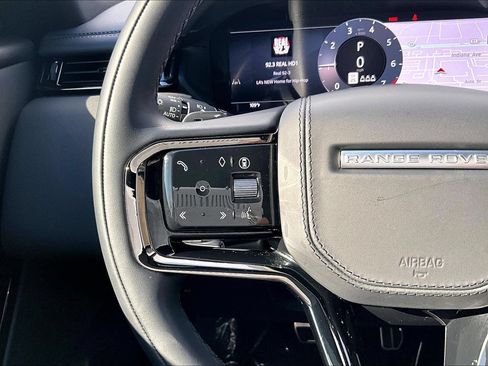 Used 2026 Land Rover Range Rover Velar Dynamic SE AWD/4WD image 18